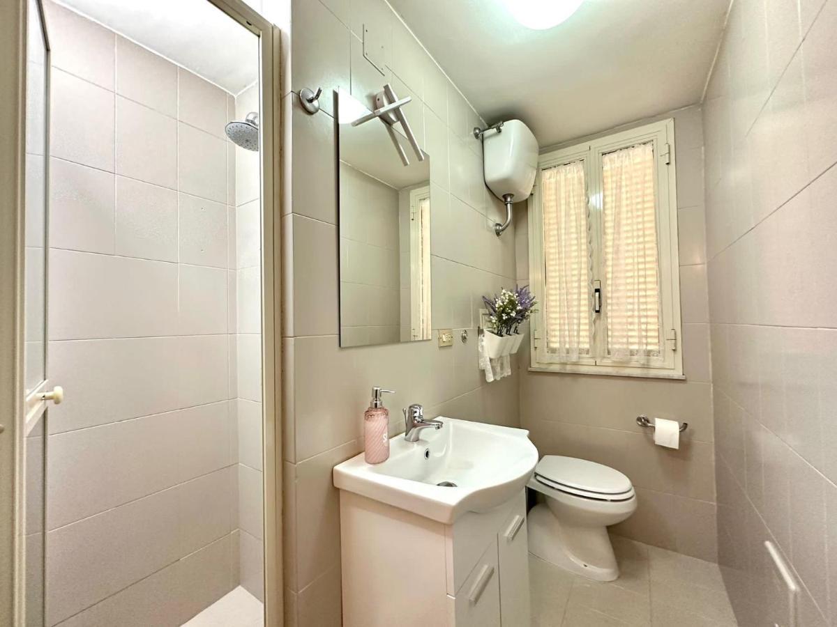 Family Relax Caracciolo Bed & Breakfast Naples Exterior photo